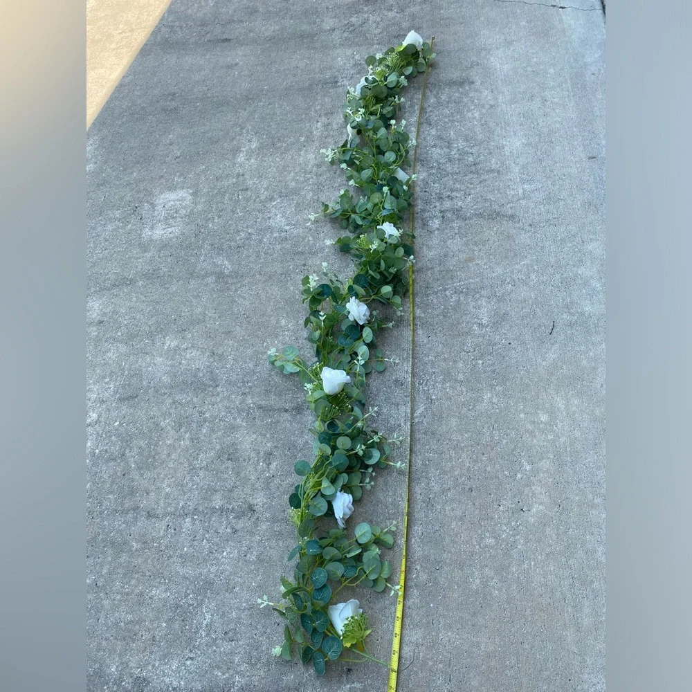 Artificial Garland